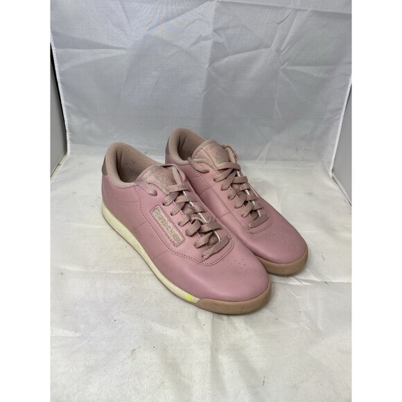 Reebok Princess Comfy Athletic Casual Shoe / Pink  / GY1193 / Size 9 - Picture 1 of 8